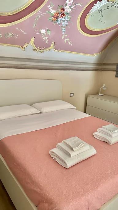 Couple'S Dream Loft 100Mt From Duomo And Lake Como Buitenkant foto